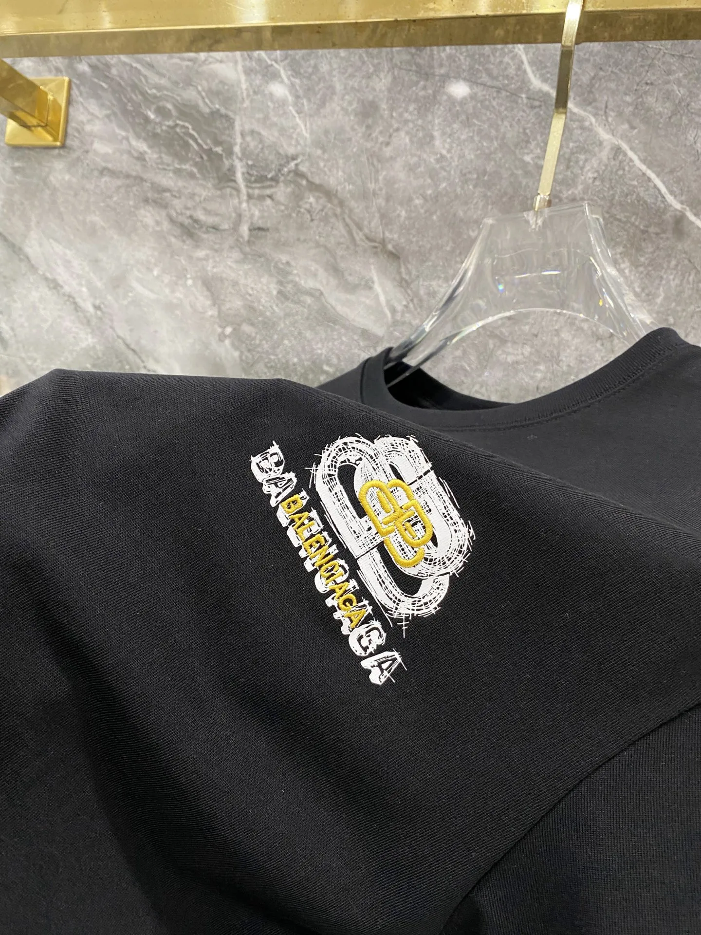 Classic logo ， Quality Original ， ， ， Premium 。 ！ Sizes: S-2XL :300g